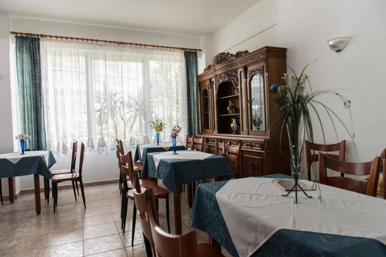 Hotel Alexandros Неи Порои Екстериор снимка